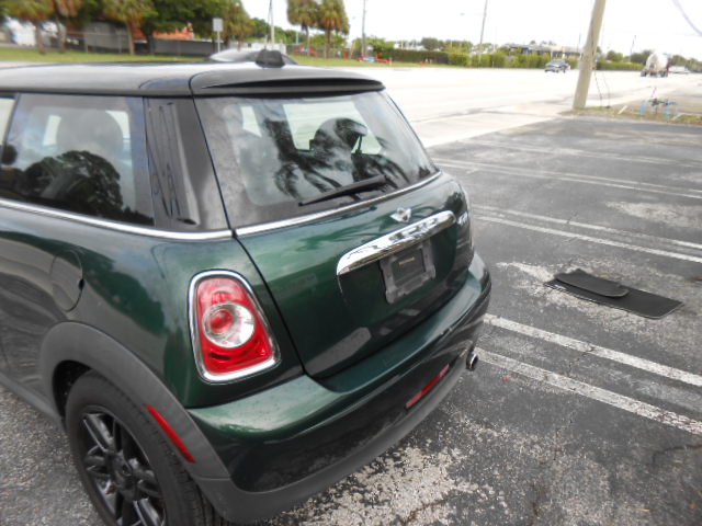 Used 2013 MINI Cooper Hardtop FWD image 4