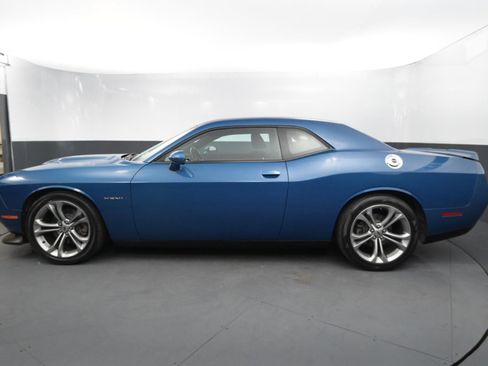 Used 2021 Dodge Challenger R/T image 2