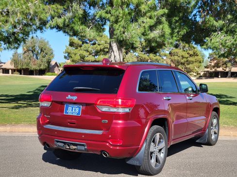 Used 2015 Jeep Grand Cherokee 4WD Overland 3.6L 6-Cyl SUV image 6