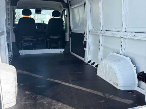 Used 2021 RAM ProMaster 2500 image 9