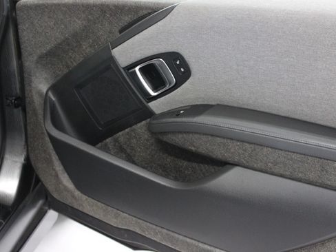 Used 2018 BMW i3 w/ Range Extender RWD image 34