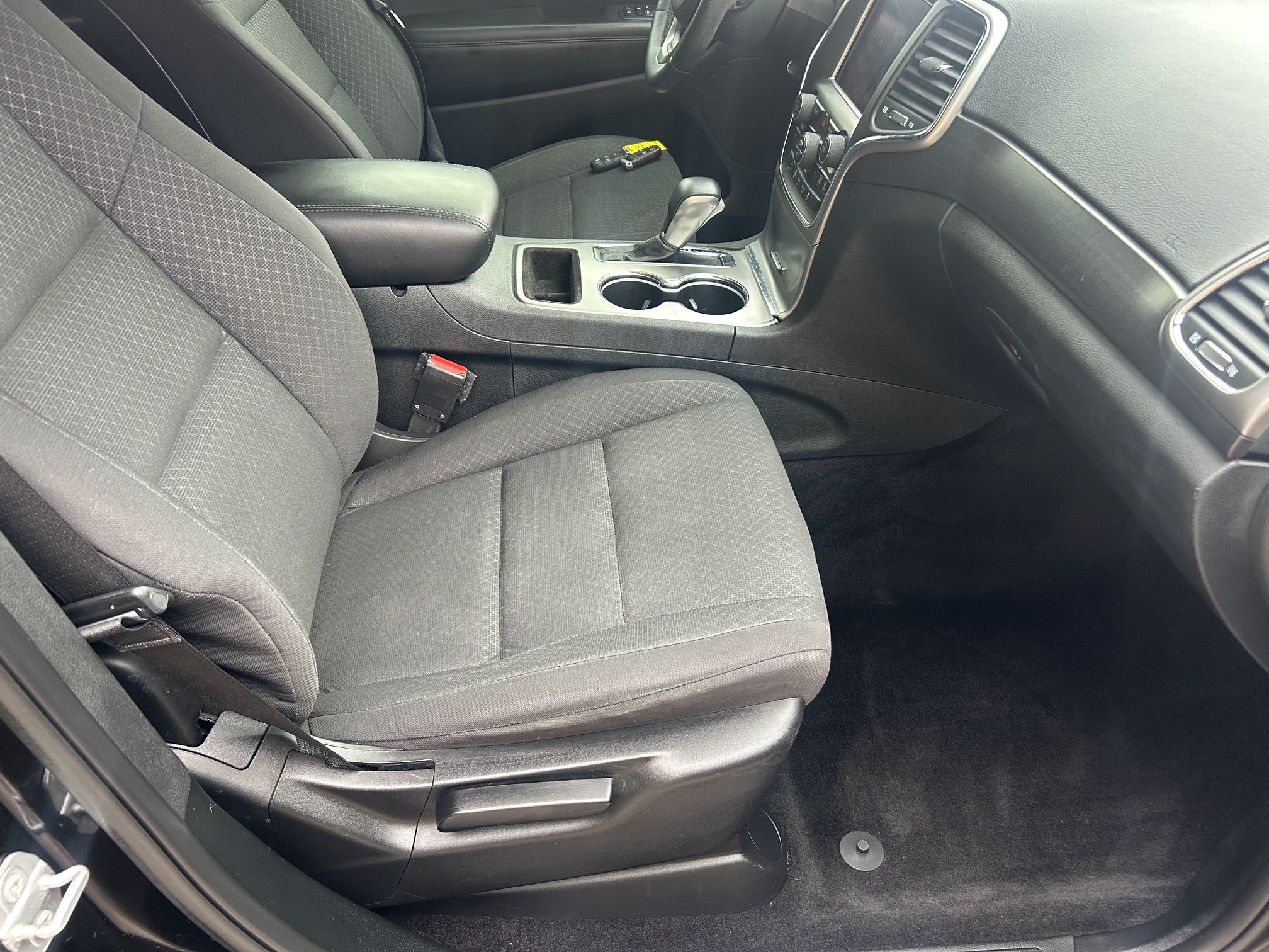Used 2018 Jeep Grand Cherokee 2WD Laredo image 10