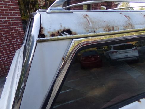 Used 1988 Jeep Grand Wagoneer image 12