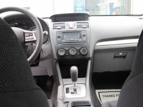 Used 2012 Subaru Impreza 2.0i Premium Sedan AWD/4WD image 18