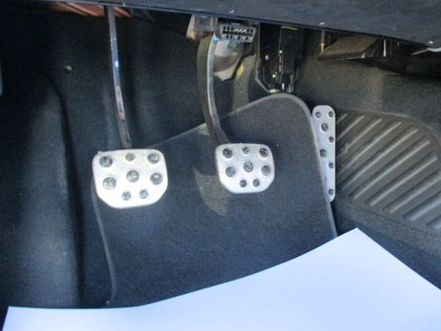 Used 2006 Pontiac GTO image 20