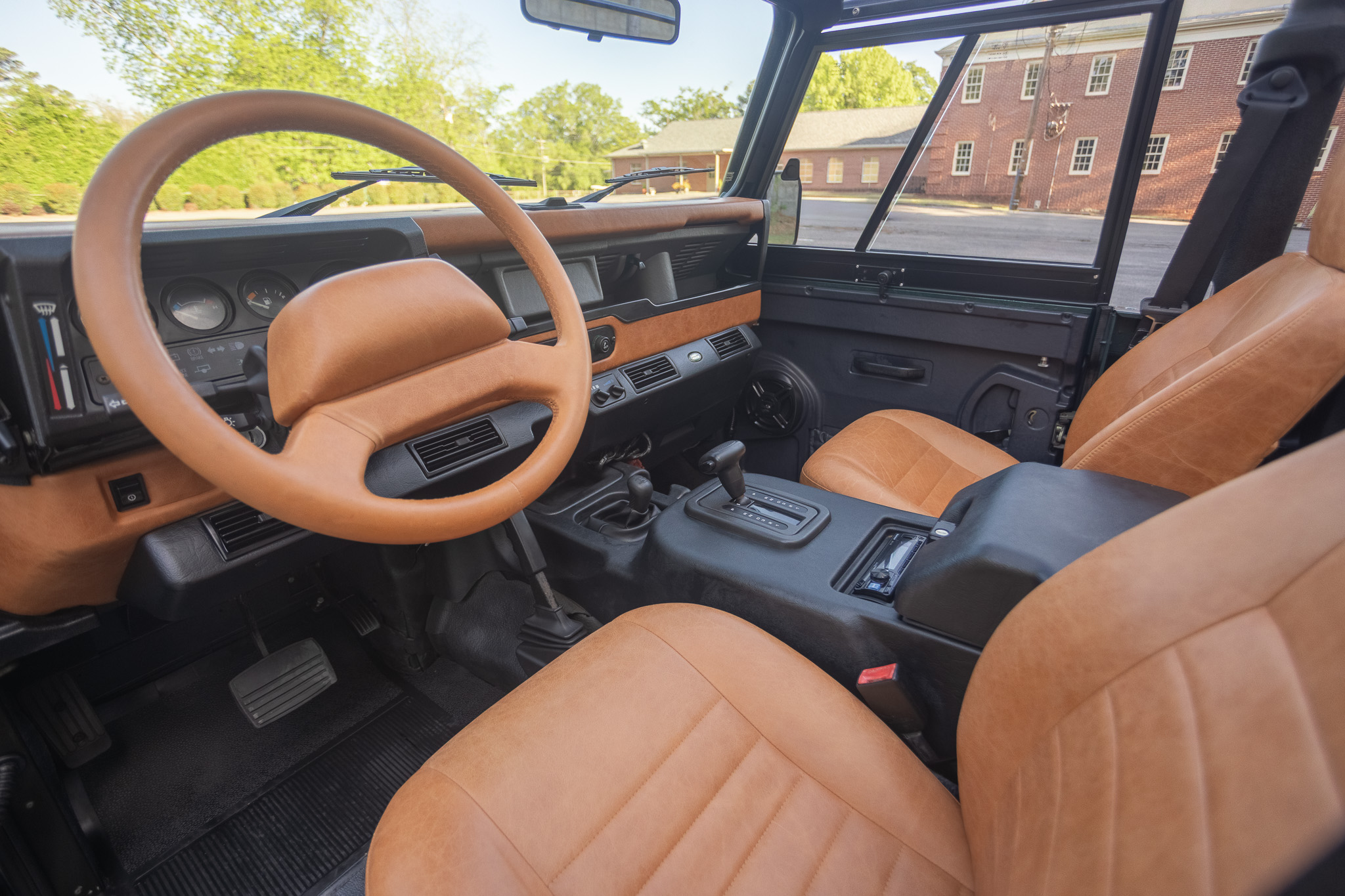 Used 1997 Land Rover Defender 90 AWD/4WD image 12