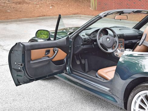 Used 2001 BMW Z3 3.0i RWD image 60