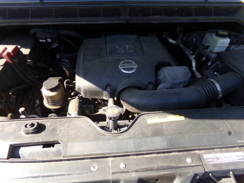 Used 2013 Nissan Titan 2WD Crew Cab SV image 16