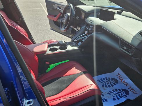 Used 2022 Acura TLX image 18