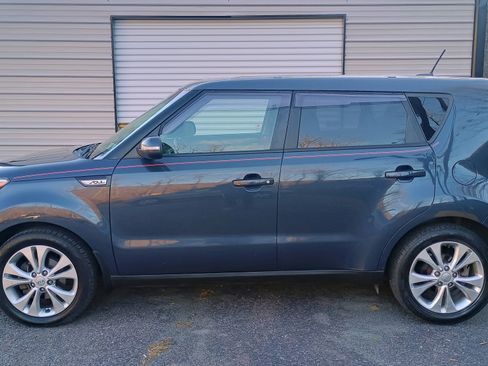 Used 2014 Kia Soul + image 4