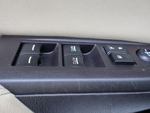 Used 2018 Acura ILX FWD image 26