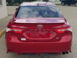 Used 2020 Toyota Camry SE image 5