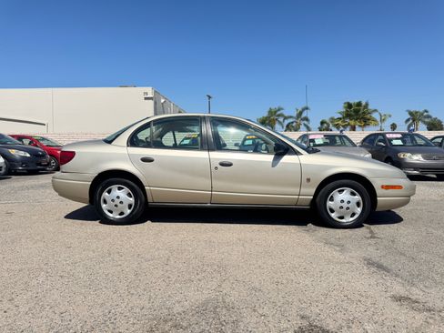 Used 2001 Saturn S-Series SL1 Sedan FWD image 10