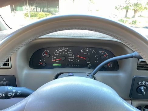 Used 2003 Ford F250 Lariat image 25