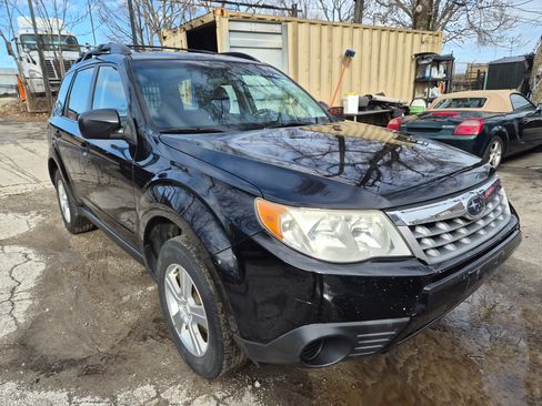 Used 2011 Subaru Forester 2.5X image 2