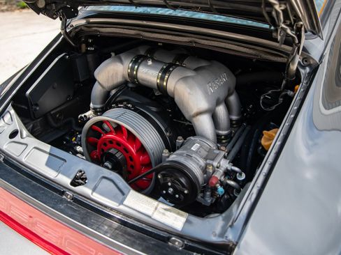 Used 1992 Porsche 911 Carrera image 18