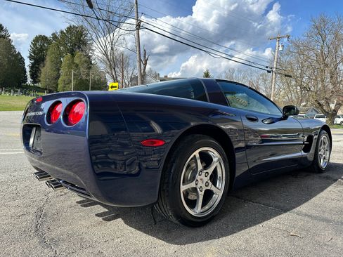 Used 2000 Chevrolet Corvette image 4