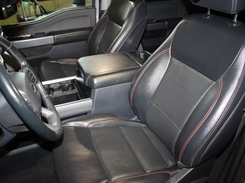 Used 2024 Ford F250 4x4 Crew Cab Super Duty image 23