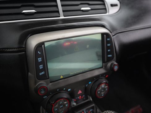 Used 2014 Chevrolet Camaro LT image 31