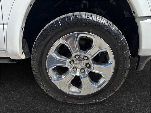 Used 2020 RAM 1500 Limited w/ Body Color Bumper Group image 11