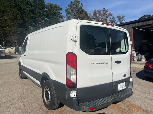 Used 2015 Ford Transit 150 image 6