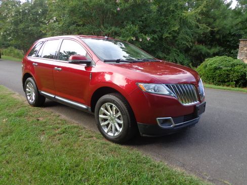 Used 2015 Lincoln MKX Reserve image 6