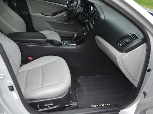 Used 2013 Kia Optima EX FWD image 11