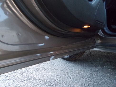 Used 2019 Buick Envision Essence image 17