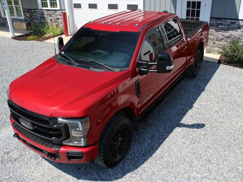 Used 2022 Ford F250 4x4 Crew Cab Super Duty image 10