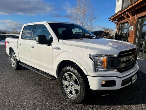 Used 2018 Ford F150 XLT image 2