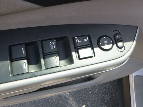 Used 2012 Honda CR-V AWD EX-L image 14