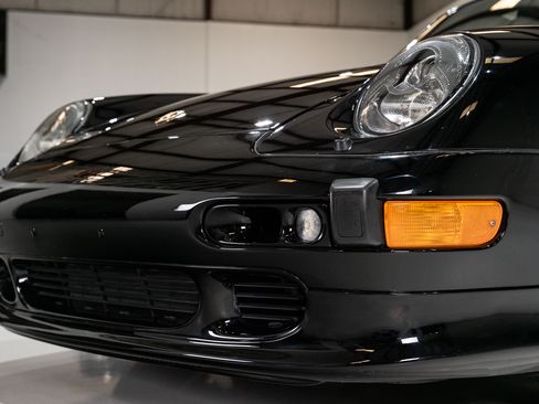 Used 1996 Porsche 911 Turbo image 34