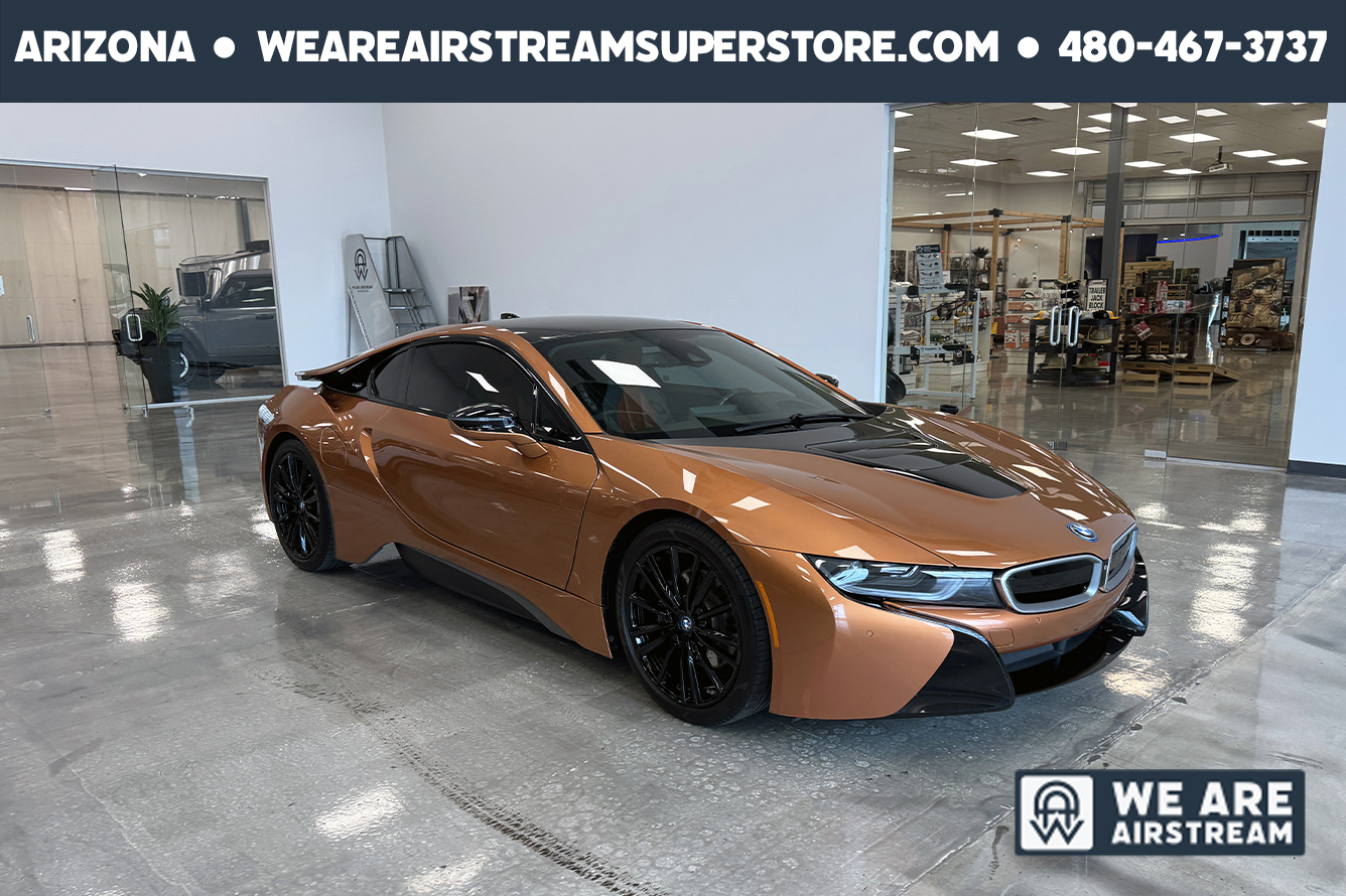 Used 2019 BMW i8 Coupe AWD/4WD image 1