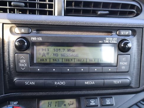 Used 2013 Toyota Prius C One image 23