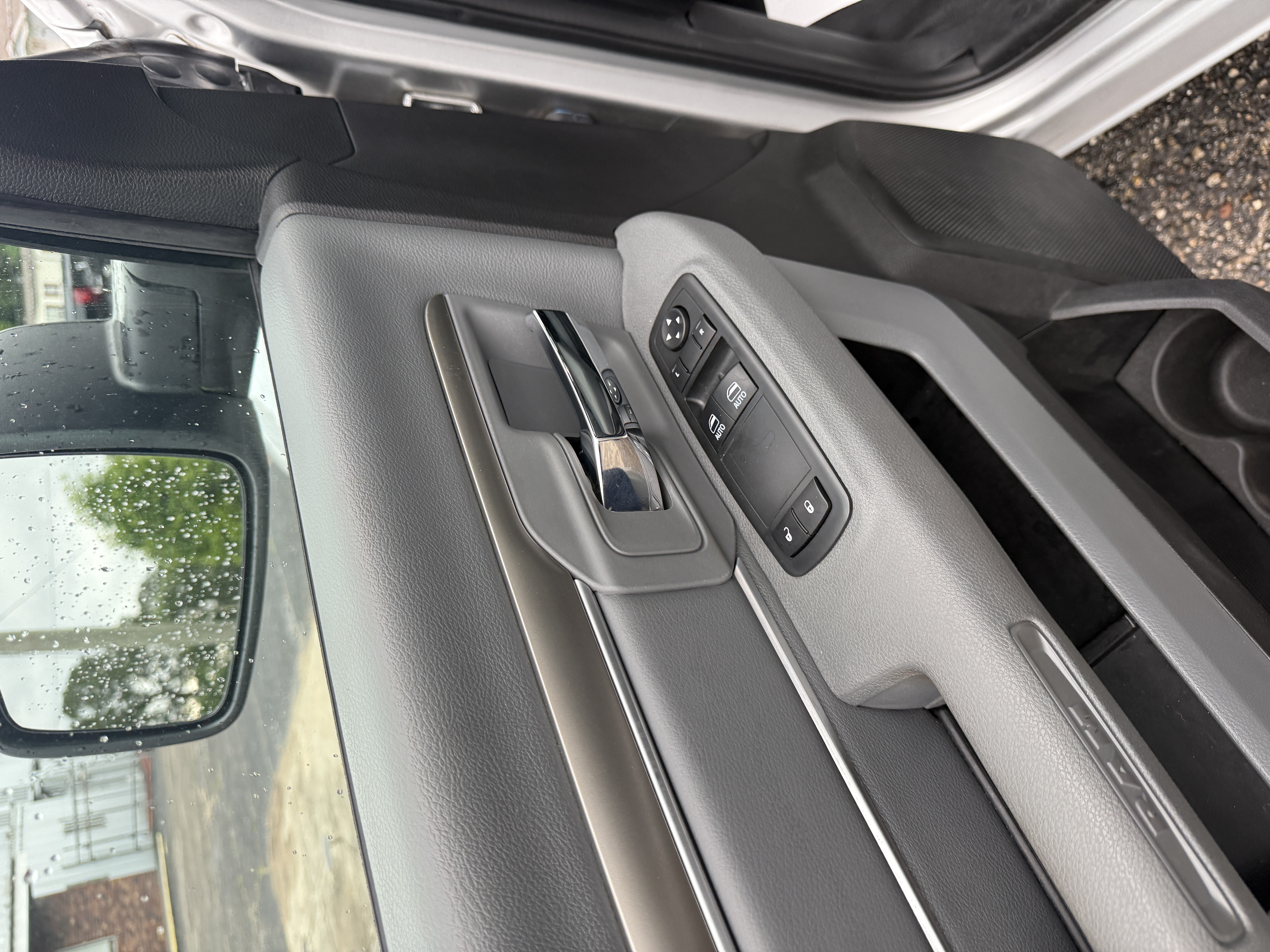 Used 2018 RAM 1500 2WD Regular Cab ST image 7