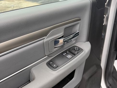 Used 2018 RAM 1500 2WD Regular Cab ST image 7