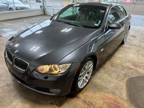Used 2007 BMW 328i Convertible w/ M-Sport Package image 20