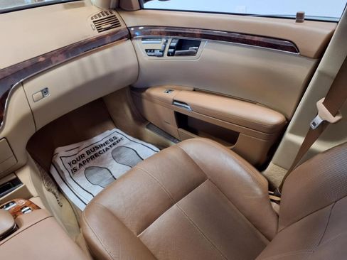 Used 2008 Mercedes-Benz S 550 image 12
