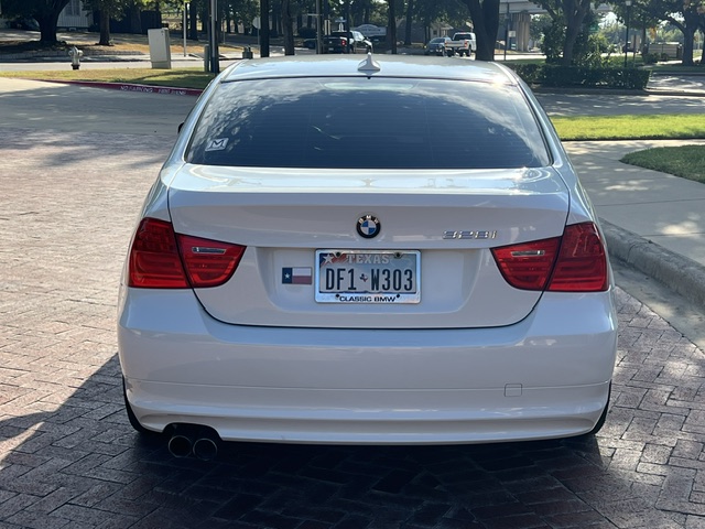 Used 2011 BMW 328i Sedan RWD image 8