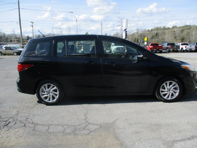 Used 2014 MAZDA MAZDA5 Sport FWD image 5