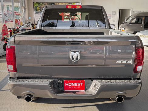 Used 2016 RAM 1500 Sport image 4