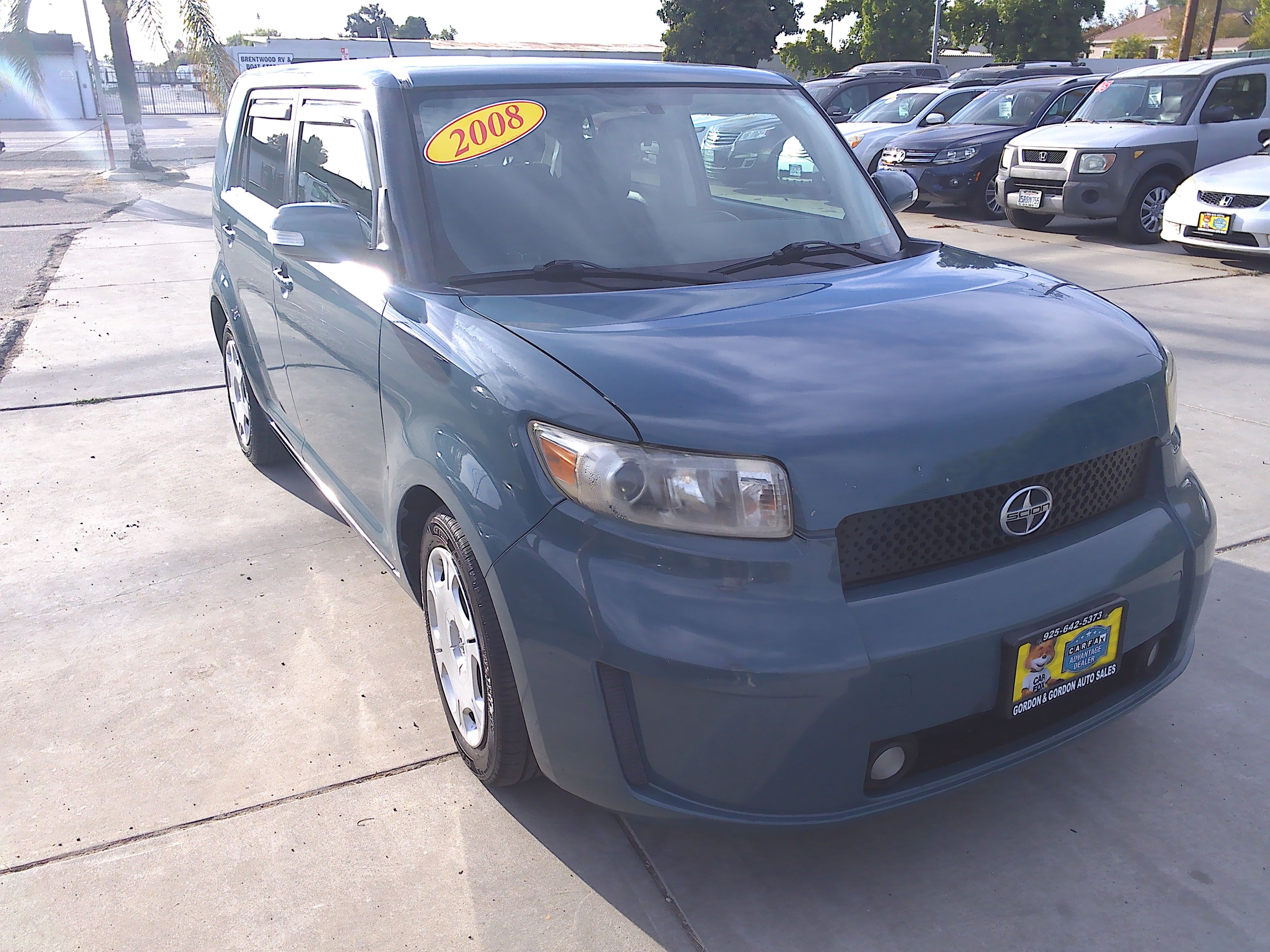 Used 2008 Scion xB FWD image 1