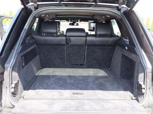 Used 2016 Land Rover Range Rover HSE image 34