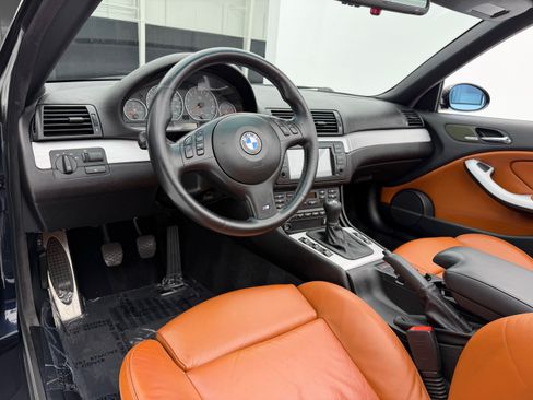 Used 2005 BMW M3 Base image 18