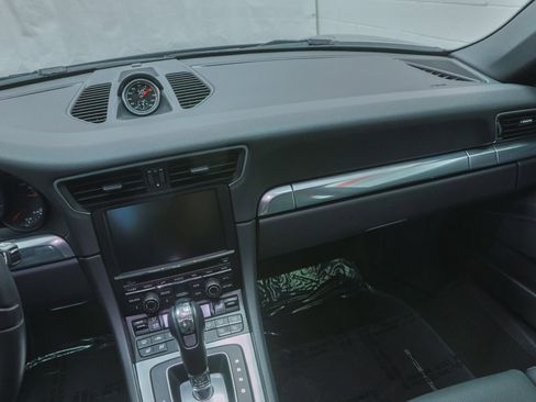 Used 2014 Porsche 911 Carrera 4S image 58