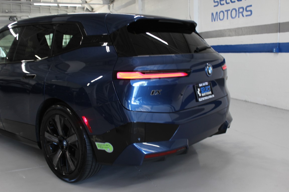Used 2024 BMW iX M60 AWD/4WD image 10