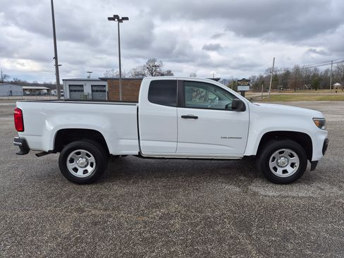 Used 2021 Chevrolet Colorado W/T image 3