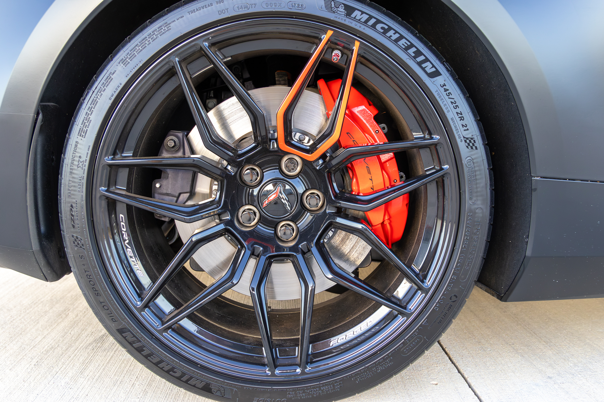 Used 2023 Chevrolet Corvette Z06 Convertible w/ 3LZ RWD image 23