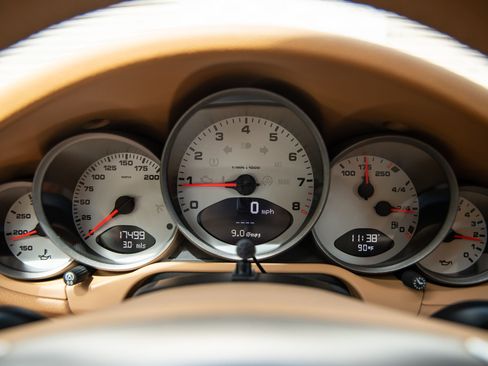 Used 2008 Porsche 911 Carrera S image 37
