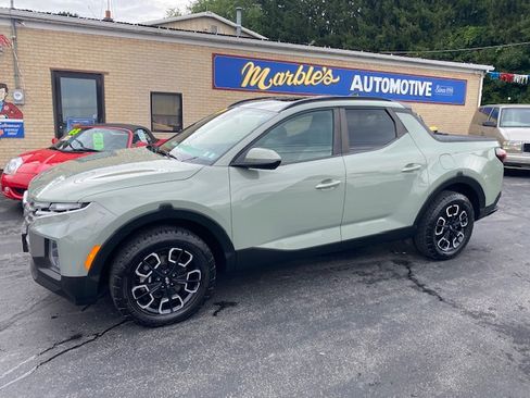 Used 2022 Hyundai Santa Cruz AWD SEL Premium image 2